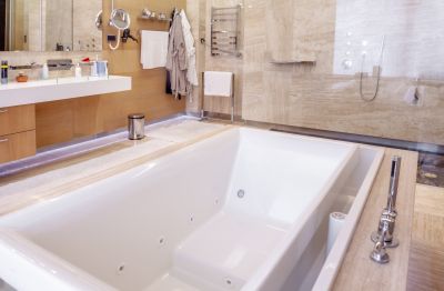 Refinished Bathtub Showing Smooth Finish
